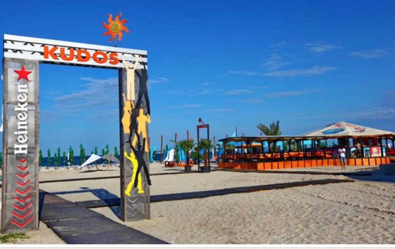 Velier Holiday Apartments Mamaia Exterior foto